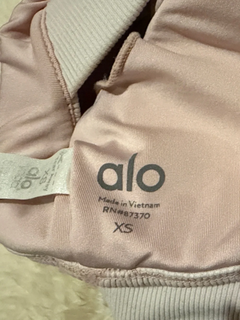 ALO Yoga Blush Pink Crisscross Sports Bra - Picture 4 of 4